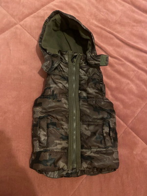 Mandarino sleeveless kids jacket used, camouflage, age 3