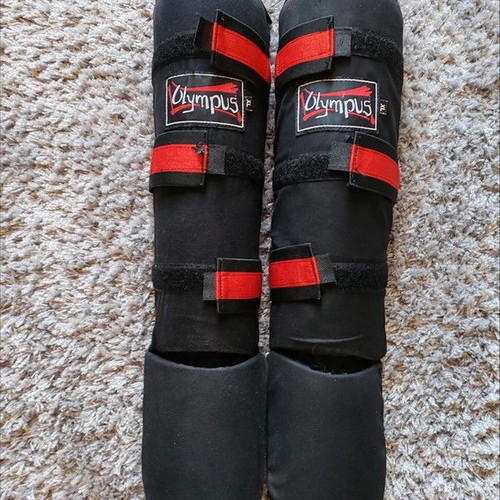 Shin guards with instep used, slight discoloration