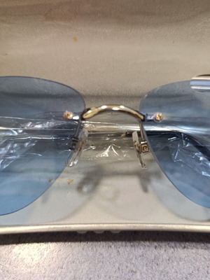 Unisex sunglasses turquoise with case, new, UV protection