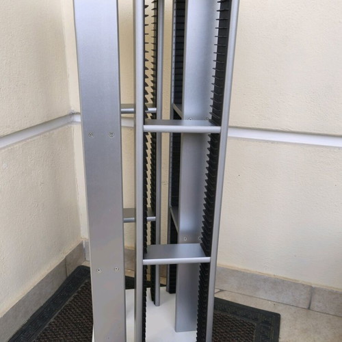 Rotating CD/DVD stand like new, 80cm height, 228 CD capacity