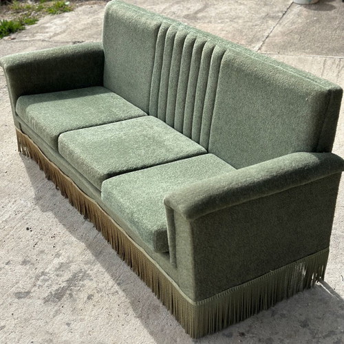 Vintage living room set like new with three-seat sofa and 4 armchairs