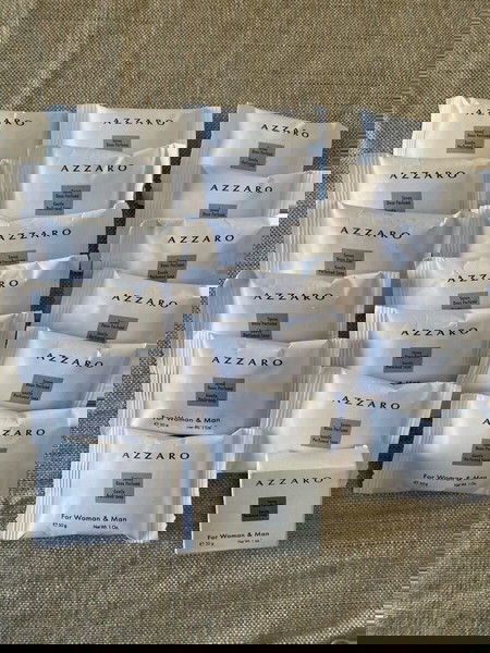 15 Azzaro Chrome ευοδιαστά σαπουνάκια 30gr.