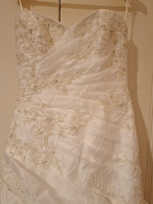 Νυφικό Pronovias Barcelona μέγεθος 42 σαν καινούργιο, strapless princess