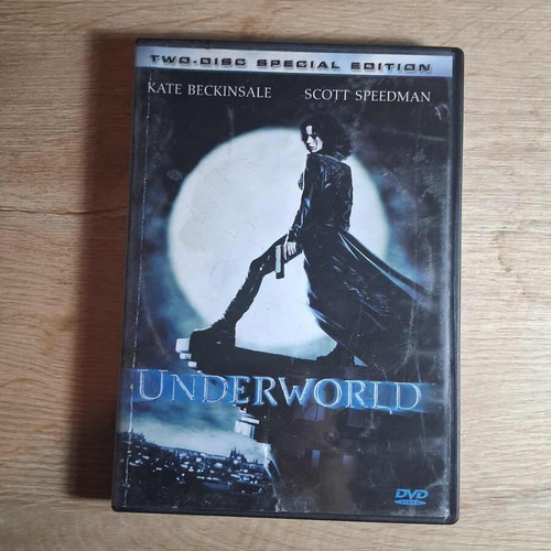 Underworld DVD used, action fantasy thriller movie with subtitles