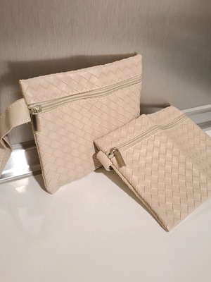 Set of 2 beige/cream cosmetic bags new with strap