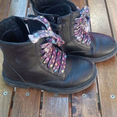 Geox girls' boots size 30 used