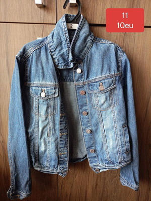 Girls denim jacket, size 10 years