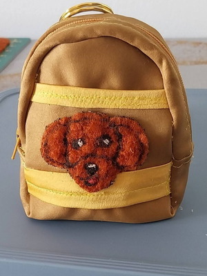 Mini σατινέ backpack καινούργιο, χρυσαφί και κίτρινο με χειροποίητο μοτίφ