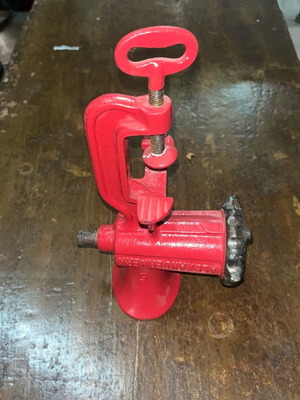 Antique manual meat grinder used, 1950s, ideal for decor