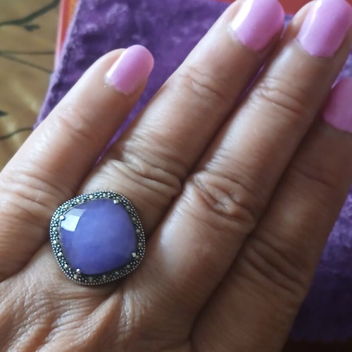 Ring with rare purple qade and marcasite in 925 silver, size 17.5mm, Spanish brand like new