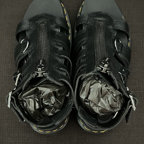 Dr Martens Olson leather sandals women's size 39, black