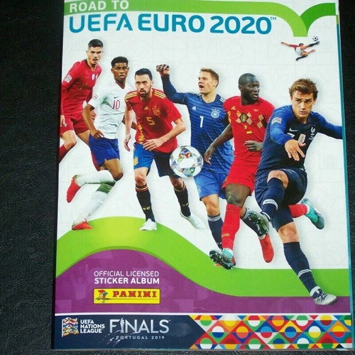 Football Collector's Pack new, 100 World Cup Moments & Panini Set