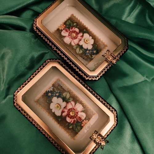 Vintage Limoges porcelain ashtrays set handpainted, like new