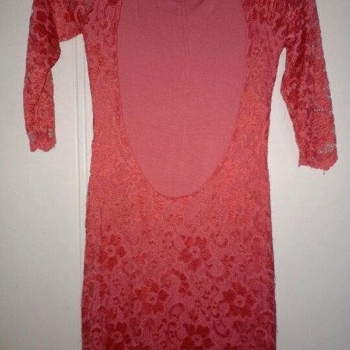 Women's pink lace dress like new, size S