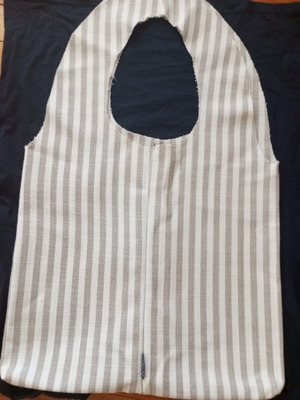 Striped shoulder bag white and grey, new