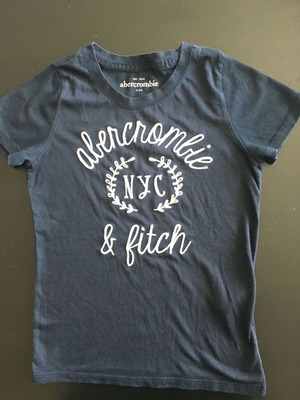 T-shirt Abercrombie & Fitch for girl 7-8 years, like new, dark blue