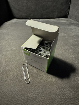 Paperclips pack of 100 large, new