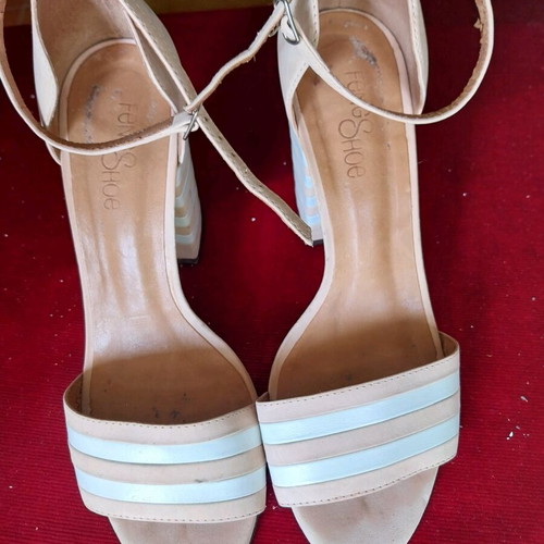 FeNg shoe women's leather sandals used, size 38, beige and white