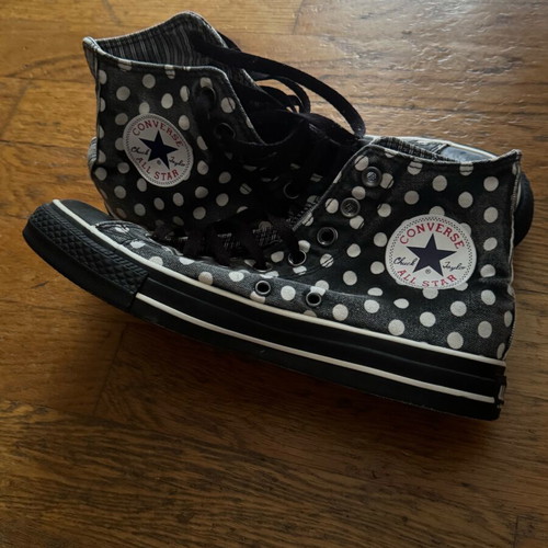 Converse All-Star High Top Shoes like new, black and grey dotted