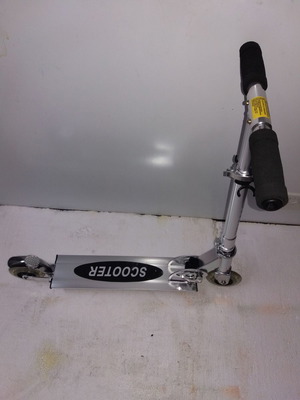 Παιδικό scooter καινούργιο στη συσκευασία του