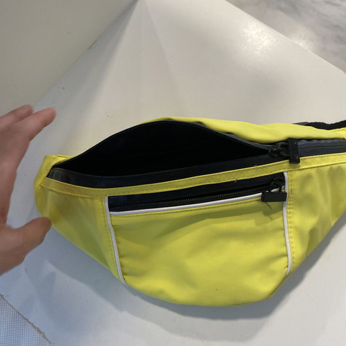 Waist bag lime waterproof like new