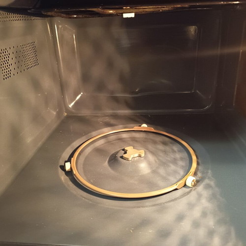 Kenwood microwave oven 23 lt