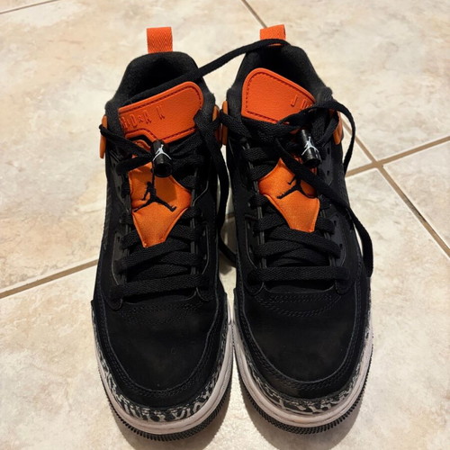 Air Jordan Spizike Low kids shoes like new, black and orange