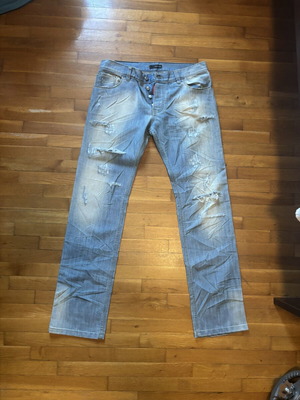 Dsquared2 men's jeans used, light blue ripped style, size 33