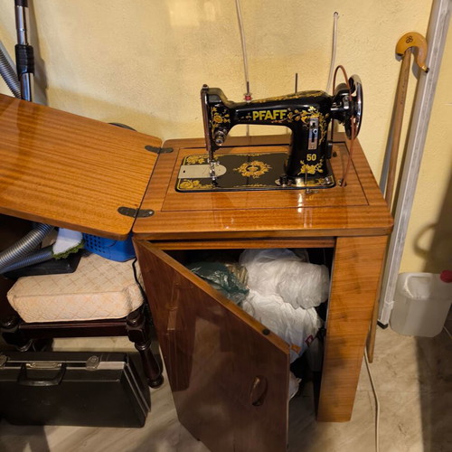 Singer PFAFF sewing machine used with cabinet