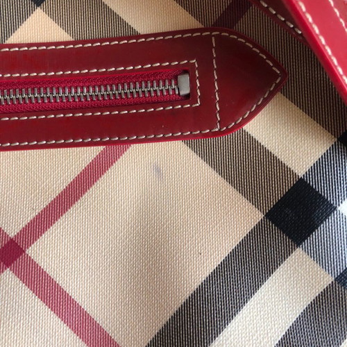 Burberry women's crossbody bag used
