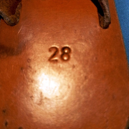 Handmade leather kids sandals size 28 tan new