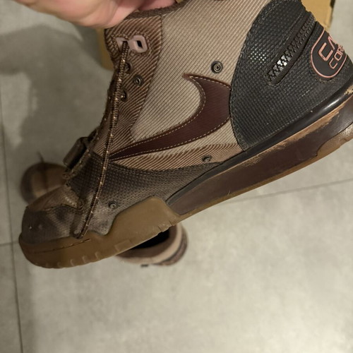 Travis Scott x Nike Trainers used, size 46, brown