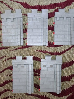 Playmobil castle walls with connector for expansion like new
