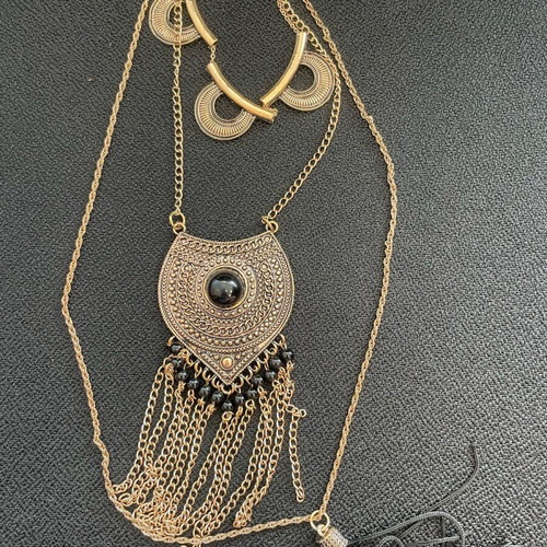 Ethnic 3 in 1 necklace black and gold new