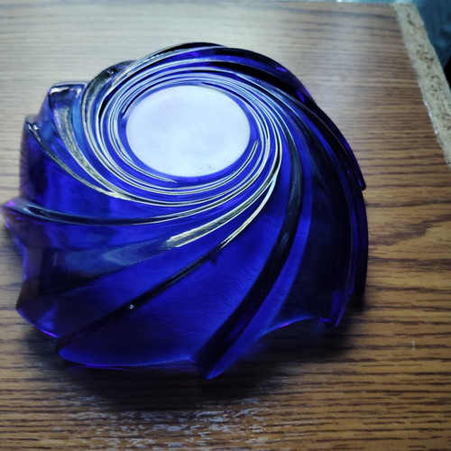Glass blue fondue bowl like new, vintage style