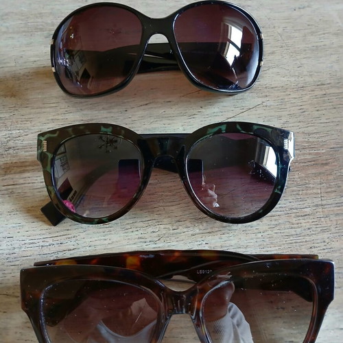 Sunglasses pack of 3 like new, black, green, brown