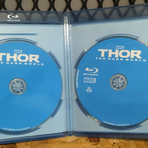 Thor 2 Dark World Blu-Ray like new, 3D-2D with subtitles
