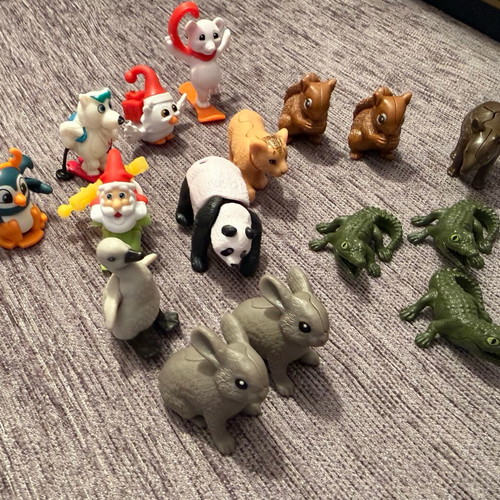 Kinder animal figures used
