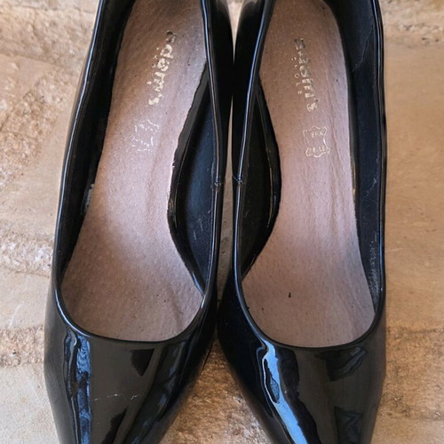 Adam's Shoes Black Patent Leather Stiletto Pumps Size 38 New