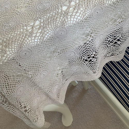Handmade crochet tablecloth large vintage new for 6-8 people