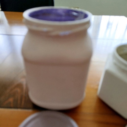 Glass jars used, set with screw lids, 720ml and 220ml