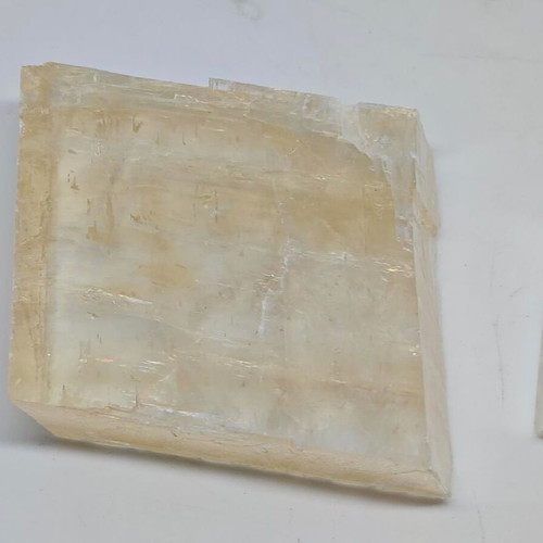 Set of 3 natural topaz crystals like new