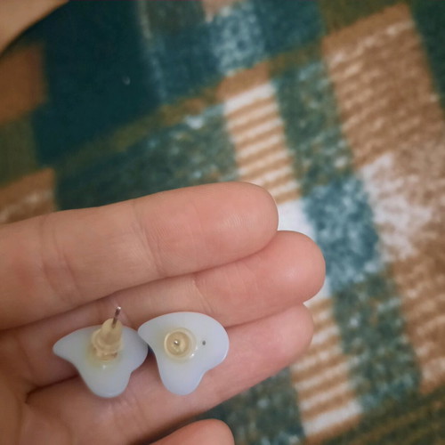 Heart earrings used with matte silver finish