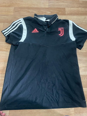 Adidas Juventus polo jersey like new, size M