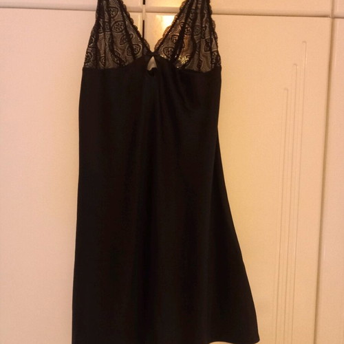 Triumph black short nightdress like new with back lace-up