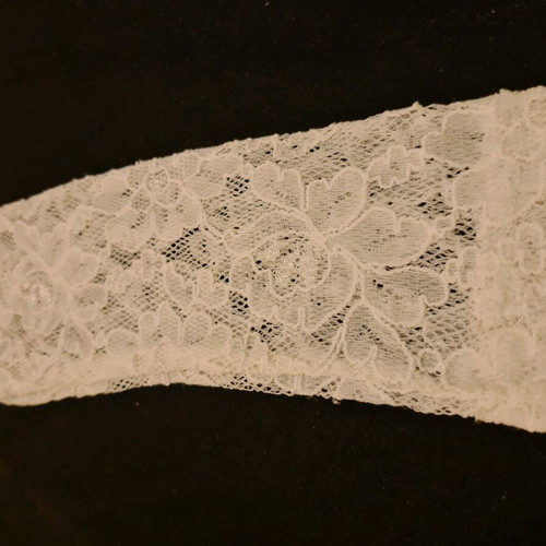 Lace dress like new, beige cream, size S
