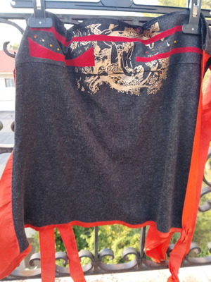 Maurizio Mini Wool Skirt like new, gray with gold stencil print