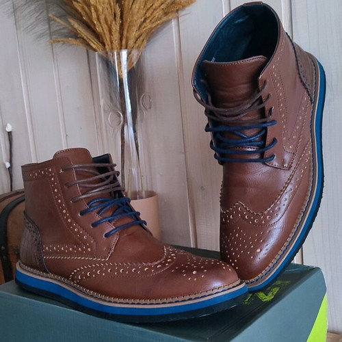 Brogue men's boots Jackson like new, brown and blue, size 44