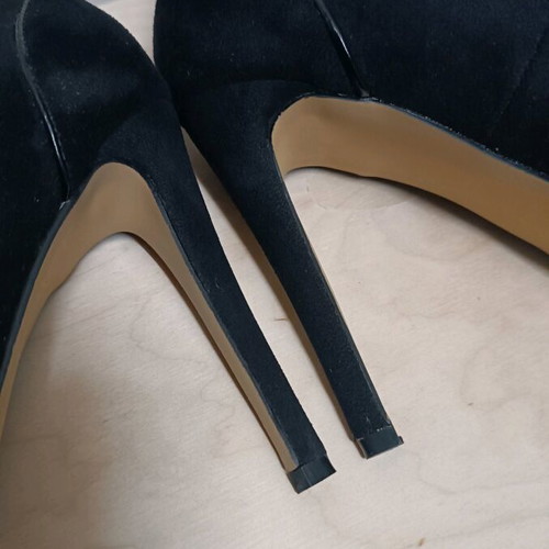 Mary Jane black high-heeled shoes like new, size 39