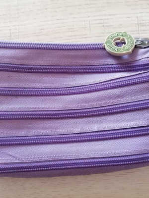 Zip.It toiletry bag pencil case wallet purple like new